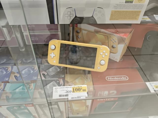 Nintendo Switch Lite à prix réduit chez Intermarché Lisieux